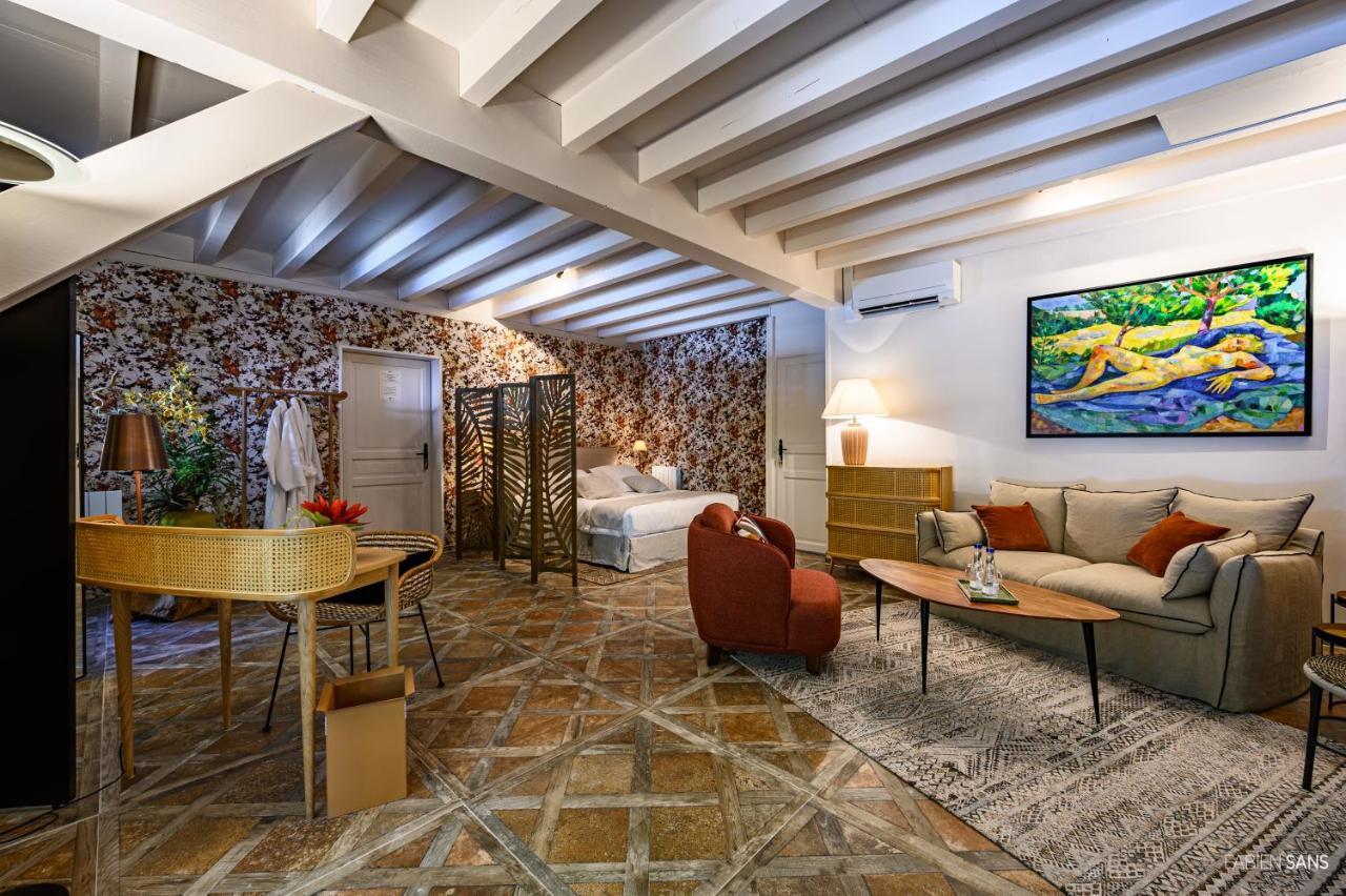 Maison D'Hotes Les Jardins Saint Eloi Le Lonzac Экстерьер фото